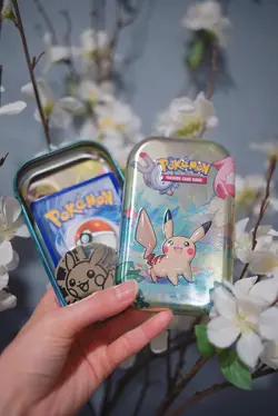 Pokemon TCG: Kanto Friends Mini Tin (Pikachu) - Image 2
