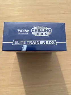 Pokemon TCG Sword & Shield Chilling Reign Elite Trainer Box Sealed New 820650808630 - Image 3