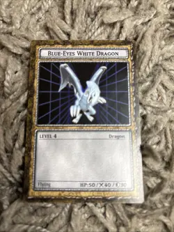 Blue-Eyes White Dragon 1996 B1-01 Dungeon Dice Monsters Yu-Gi-Oh - Image 1