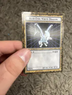 Blue-Eyes White Dragon 1996 B1-01 Dungeon Dice Monsters Yu-Gi-Oh - Image 3