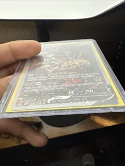 Giratina v Alternate Full Art Holo Card 186/196 Swsh11: Lost Origin - Image 2