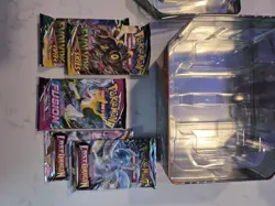 Pokemon Tin - 2 Evolving Skies 2 Lost Origin 1 Fusion Strike - Image 1