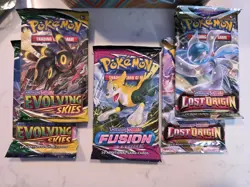 Pokemon Tin - 2 Evolving Skies 2 Lost Origin 1 Fusion Strike - Image 3