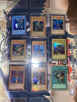Yugioh Vintage Holo Lot - Image 1