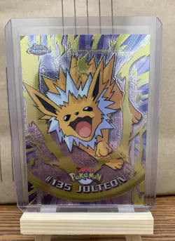 Pokemon Topps Chrome Jolteon #135 Trading Card RARE - Image 2