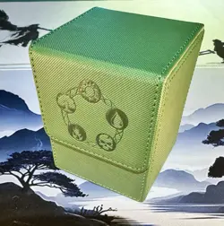 MTG / TCG Deckbox Loaded With Cards Incl. Rare and Legendary Cards - Image 2