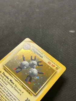 Pokemon TCG Magneton 9/102 Base Set Holo! MP Condition! See Description! - Image 3