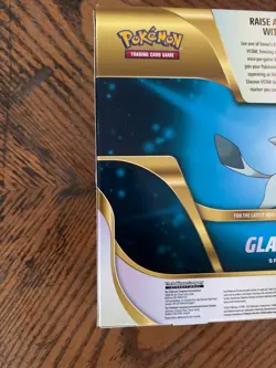 Pokemon Glaceon VSTAR Special Collection Box SEALED 250010 - Image 4