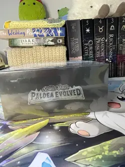 PALDEA EVOLVED Pokemon Center EXCLUSIVE Elite Trainer Box ETB SEALED - Image 5