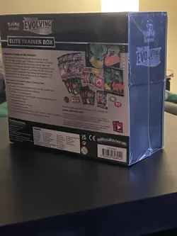 Pokemon TCG Sword and Shield Evolving Skies Elite Trainer Box ETB Sealed - Image 2