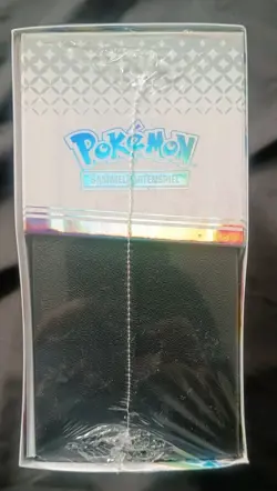 Pokemon - Prismatische Entwicklungen Top Trainer Box TTB - DE - NEU OVP SEALED - Image 4