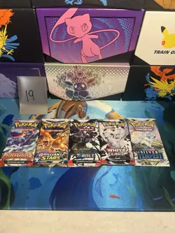 Lot of 5 Pokemon TCG - Scarlet and Violet And Sword & Shield Booster Packs - Image 1