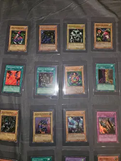 YuGiOh Metal Raiders/Magic Ruler 1st edition Bundle 96 cards ultra/super/rare - Image 3