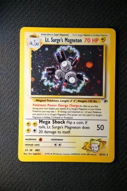 Pokemon Lt. Surge's Magneton 8/132 Gym Heroes - 2000 HOLO English - Image 4