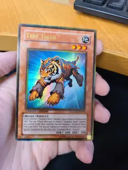 Yugioh Test Tiger GLD2-EN029 Limited Gold Rare - Image 1