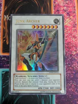 Yu-Gi-Oh! Junk Archer DP09-EN016 Unlimited Ultra Rare NM - Image 1