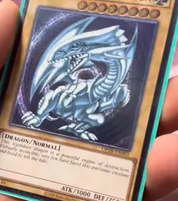 Blue-Eyes White Dragon - OP28-EN001 - LP - Ultimate Rare - Unlimited - Yu-Gi-Oh - Image 1