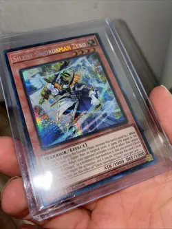 Yugioh Silent Swordsman Zero MP25-EN059 1st Edition Prismatic Secret Rare NM - Image 3