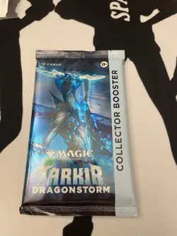 Magic: The Gathering Tarkir Dragonstorm Collector Booster Pack - Image 1