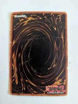 Yu-Gi-Oh! Dark Magician Lot - 2x SYE-001 1st Edition (LP) + 1x SDY-006 Unlimited - Image 3