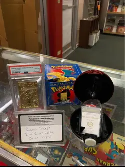 1999 Pokemon Burger King 23 K Gold Plated Charizard Card PSA 8 w/ Original Box - Image 1