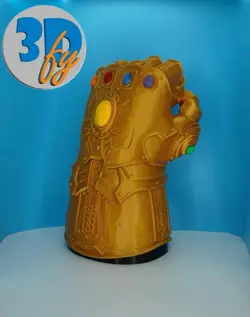 Infinity Gauntlet Deck Box - 100 Card Commander Storage with Magnetic Stones - Image 1