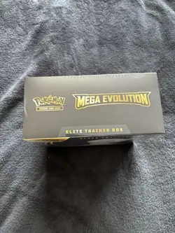 Pokemon TCG Mega Evolutions Elite Trainer Box Gardevoir Art - Image 2