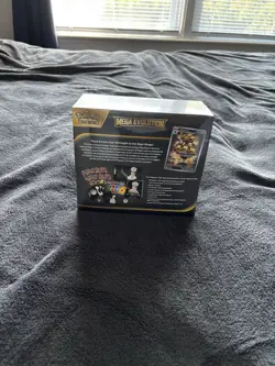 Pokemon TCG Mega Evolutions Elite Trainer Box Gardevoir Art - Image 4