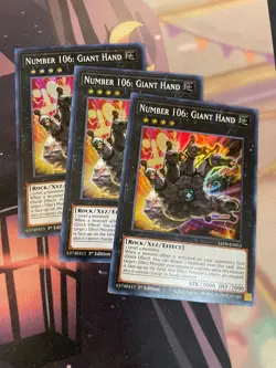 YUGIOH - NUMBER 106: GIANT HAND X3 - SUPER RARE - NM - LED9 - 1ST ED - Image 1