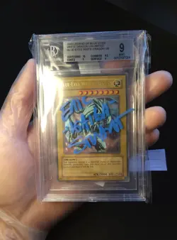 Yu-Gi-Oh! Blue-Eyes White Dragon LOB-001 BGS 9 - AUTOGRAPHED ERIC STUART - - Image 3