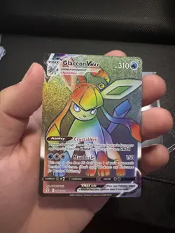Pokemon TCG CARD Glaceon VMAX #208/203 Evolving Skies Rainbow Rare Holo - Image 1