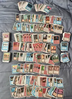 950+ Vintage 4th Edition Magic The Gathering MTG Bulk Lot, LP+ with Rares! - Image 1