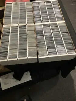 MTG 1993-1997 Card Lot (16000) read Description for breakdown (70 Pounds) - Image 1