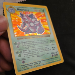 Shadowless Nidoking 11/102 - Pokemon Base Set Holo Rare - 1999 Vintage WotC #11 - Image 2
