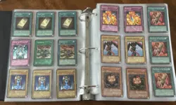 629 Yu-Gi-Oh! Cards in a binder. Includes 1st Edition Blue-Eyes White Dragon. - Image 5