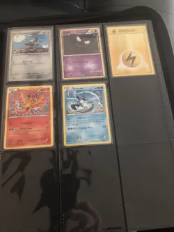 Pokemon Binder Lot - Base Set Shadowless, Delta Species, Promos, Etc 32 Cards! - Image 4