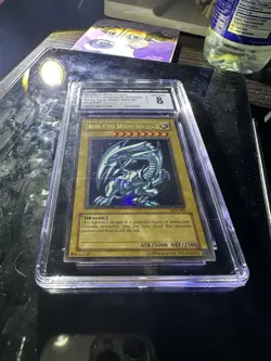 blue eyes white dragon sdk-001 unlimited Graded CGC 8 - Image 3