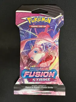 Pokemon TCG: Sword & Shield-Fusion Strike Sleeved Booster Pack - 10 Cards - Image 1
