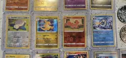 Approx. 300 Pokemon Cards - Charizard, Pikachu- Binder bundle card lot - Image 3
