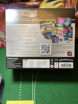 Pokemon TCG Sword and Shield Evolving Skies Elite Trainer Box ETB Sealed - Image 2