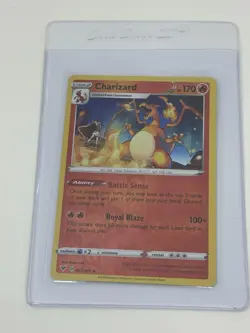 Pokemon Trading Card Game Charizard Reverse Holo Rare 025/185 Vivid Voltage - Image 3