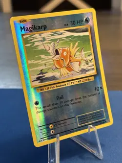 Pokemon Magikarp 33/108 Evolutions Reverse Holo Common LP - Image 1