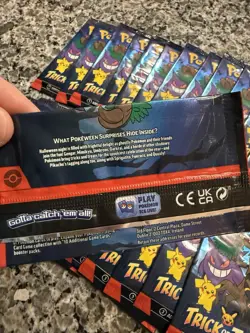 25 Pack Pokemon TCG Trick or Trade Booster Packs 2024 Halloween Card Lot Bundle - Image 3