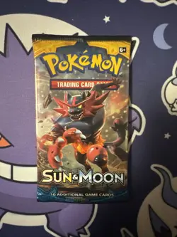 Pokemon TCG - Sun and Moon - Base Set Booster Pack - Image 1