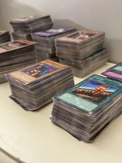 Vintage Yu-Gi-Oh! Bulk Lot ~1386 Cards - 239 1st Edition, 93 Rares - mostly LP - Image 2