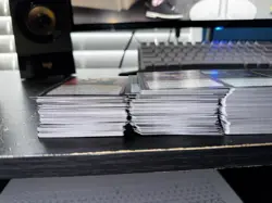 200+ Magic: The Gathering x Marvel Spiderman Card Lot NM/M IN BUNDLE BOX - Image 2
