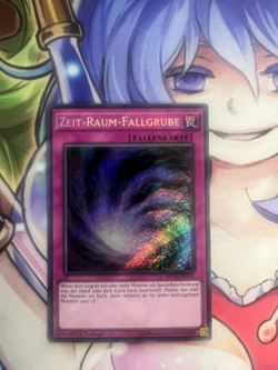 TIME-SPACE TRAP HOLE GERMAN SECRET RARE MP15-EN119 DE119 NEAR MINT YUGIOH - Image 1