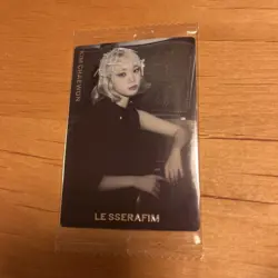 LE SSERAFIM CRAZY Wafers Card Kim Chaewon R16 Trading Card Sleeve - Image 1
