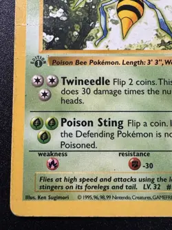 1st Edition Shadowless Beedrill 17/102 Base Set Pokemon Card Rare HP - Image 5