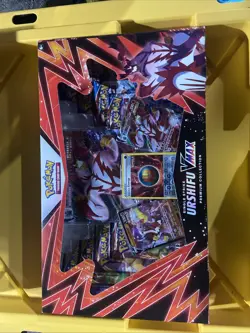 Pokemon Trading Card Game Premium Collection Urshifu Single Strike VMAX NEW! - Image 1